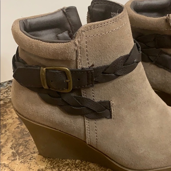 Booties - Picture 2 of 8